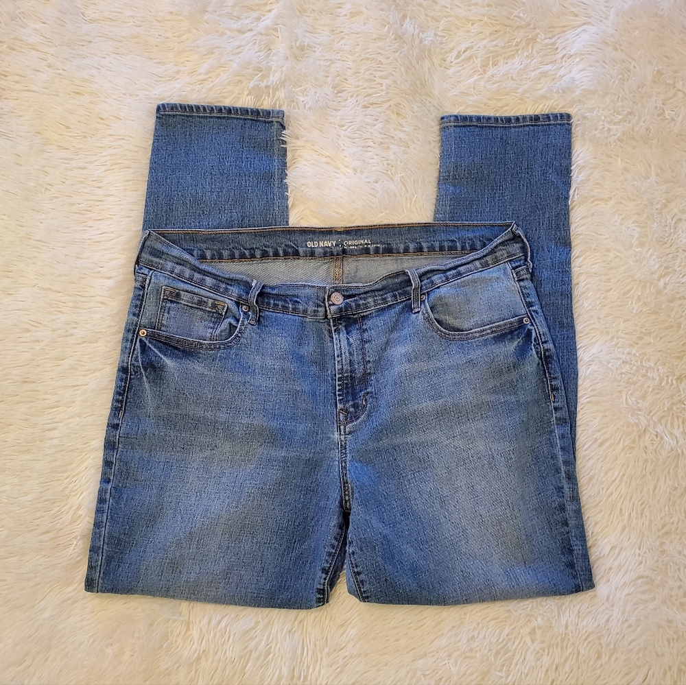 Old Navy Women's Mid Rise Medium Wash Original Jeans 16